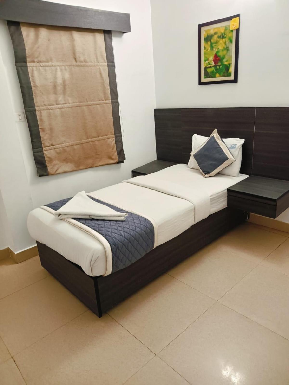 Stayeasy Tiruvanmiyur Chennai Dış mekan fotoğraf