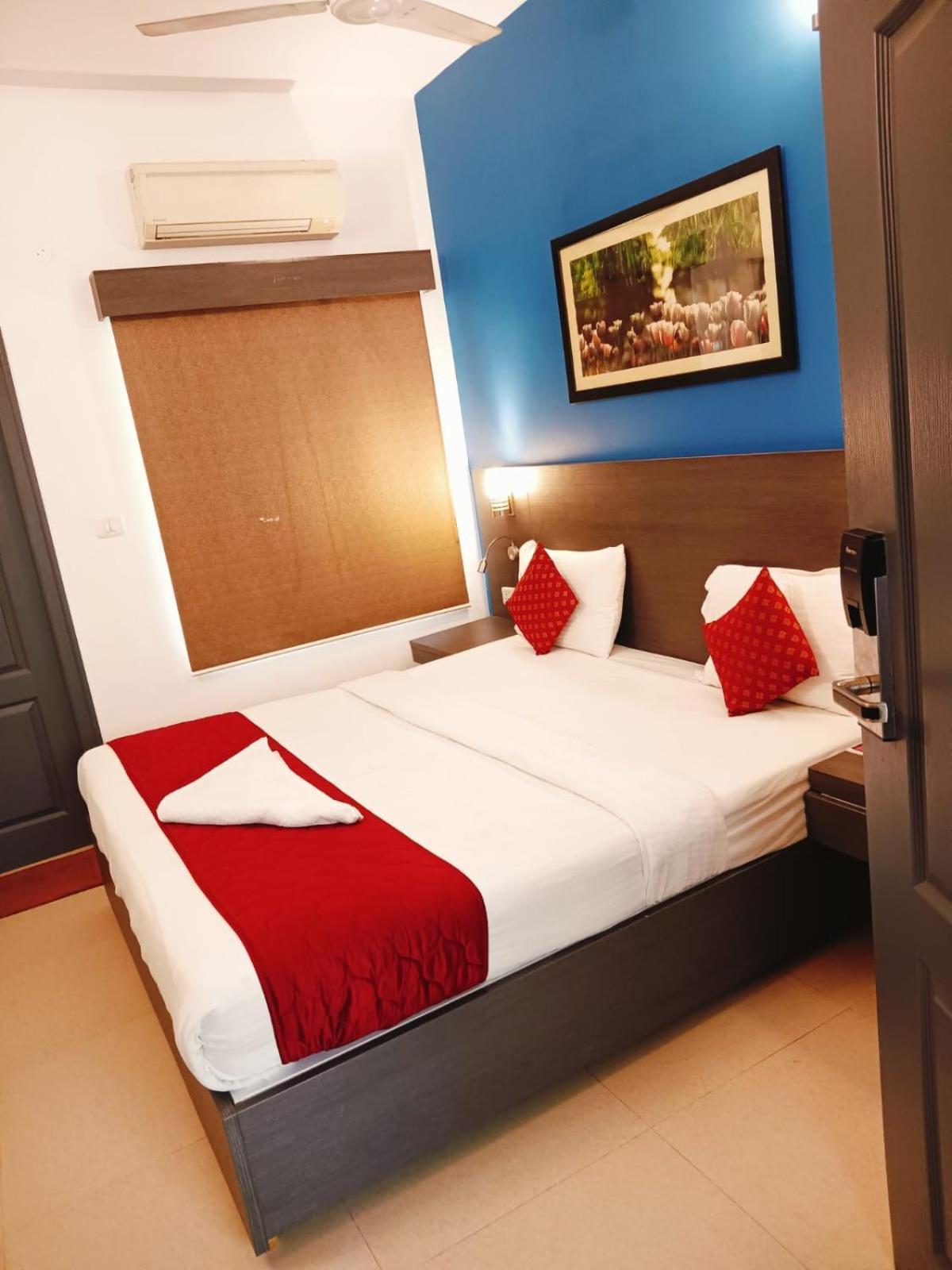 Stayeasy Tiruvanmiyur Chennai Dış mekan fotoğraf